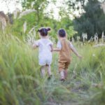 Die schönsten Barfuß-Sandalen für Kinder Mit Barfuß-Sandalen Kinder im Sommer